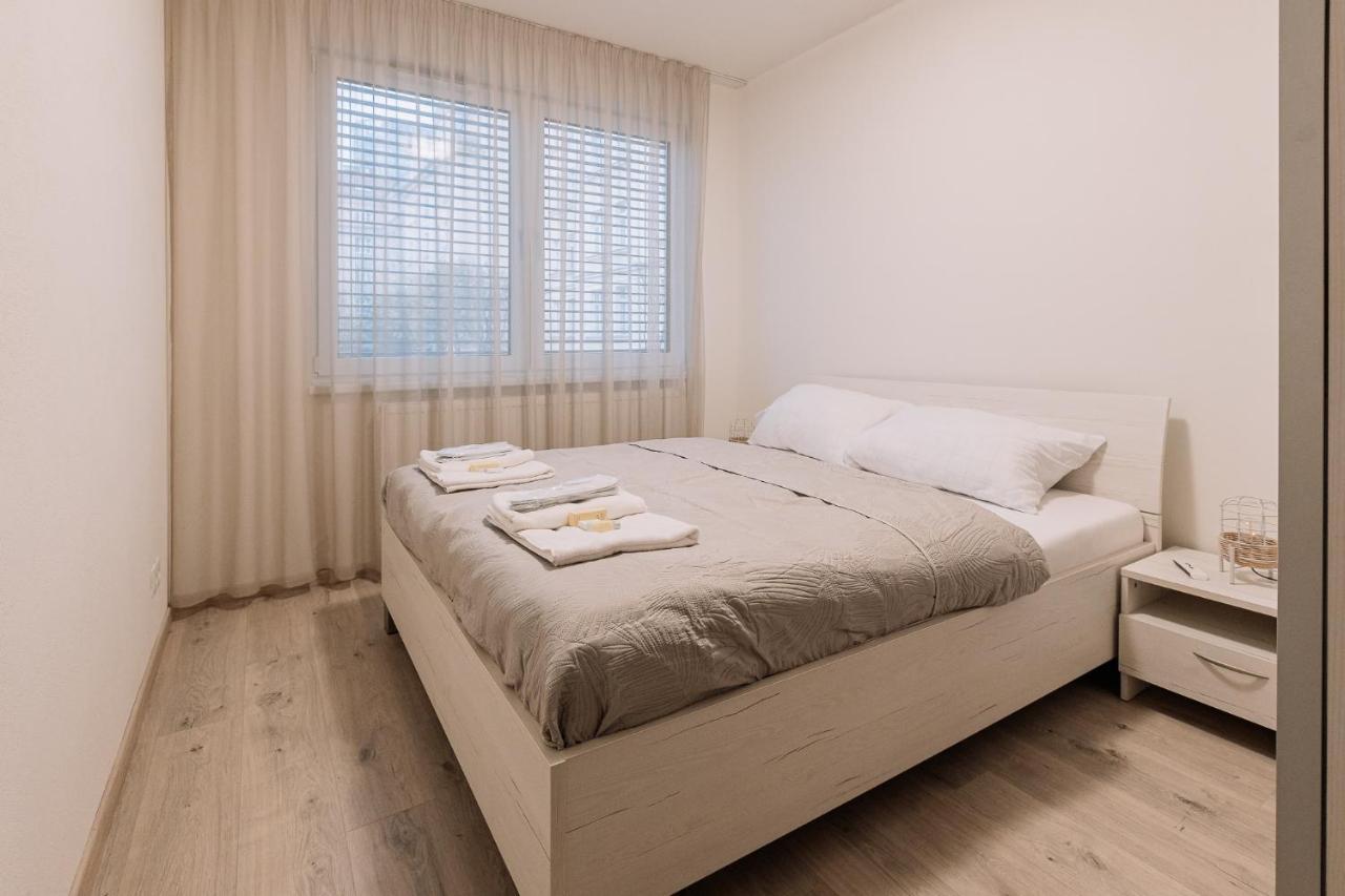Skau Dunajska 58A Apt3 Lägenhet Bratislava Exteriör bild