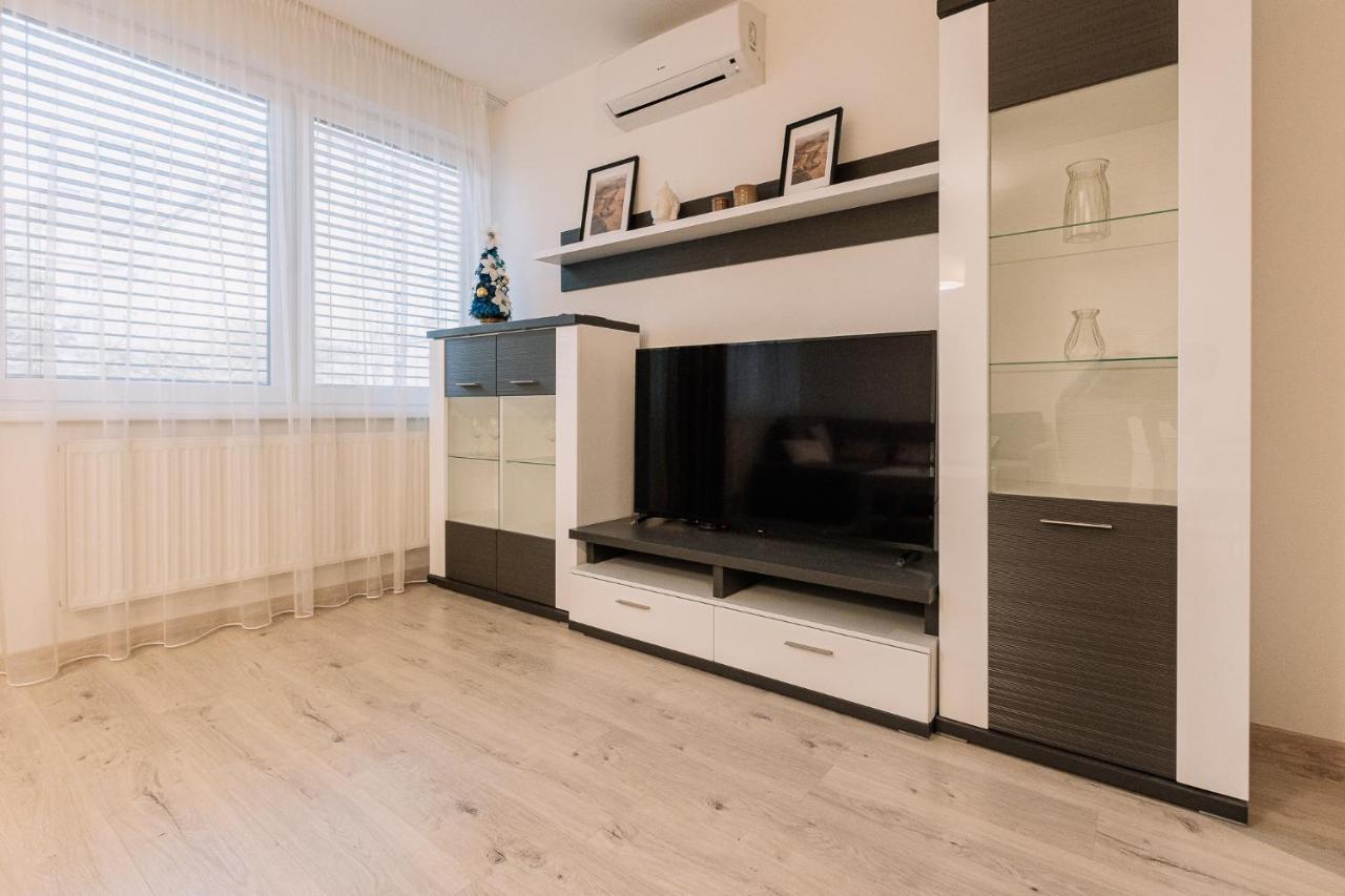 Skau Dunajska 58A Apt3 Lägenhet Bratislava Exteriör bild