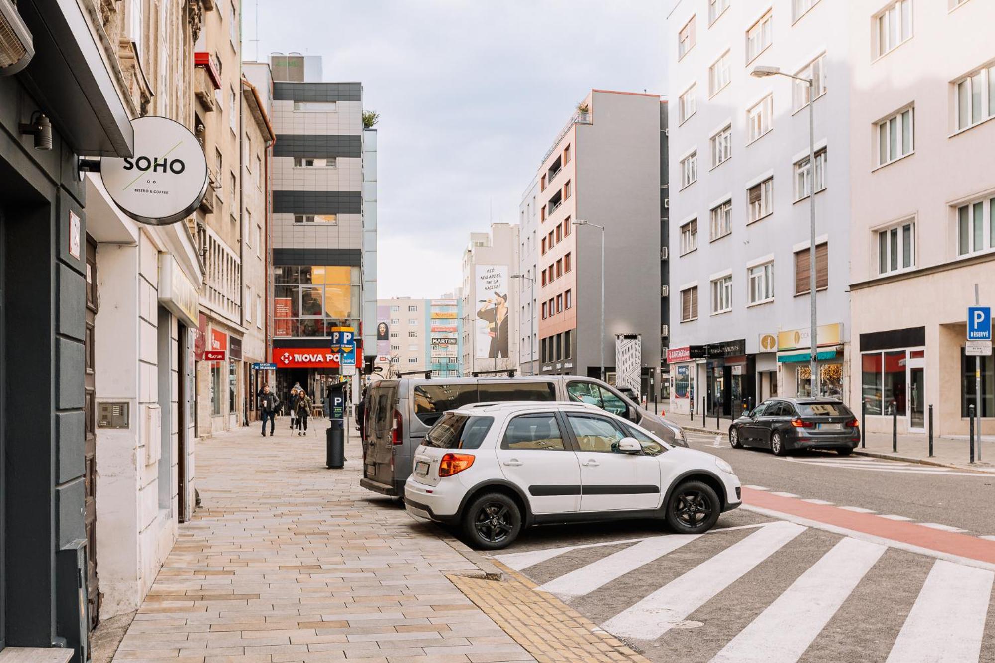 Skau Dunajska 58A Apt3 Lägenhet Bratislava Exteriör bild